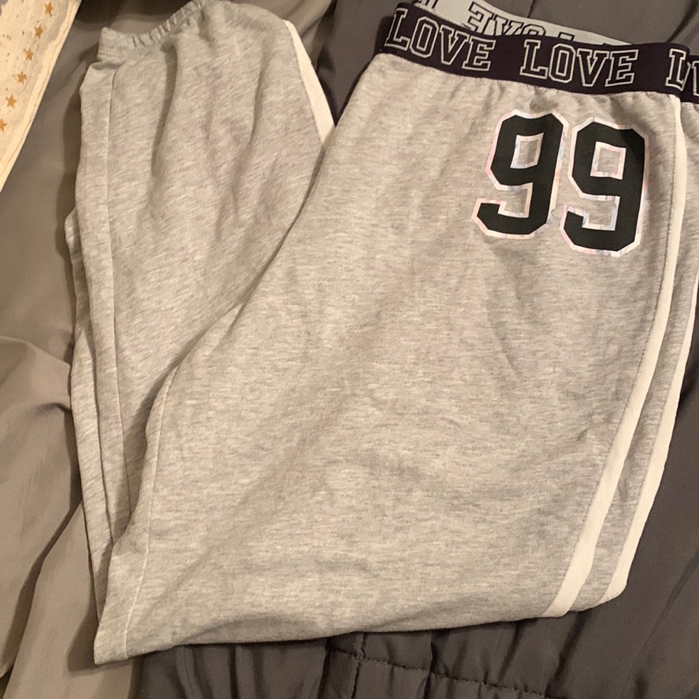 Women’s sweatpants! Size XL